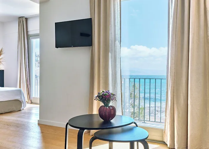 Отель Magoo Логарас